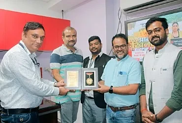 Internships &amp; Industry Collaborations