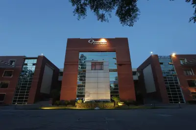 quantum gallery 2017 08