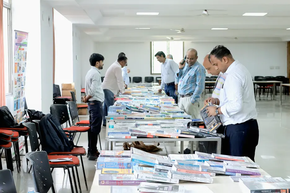 Quantum University Library Organizes Book Exhibition Featuring Leading National and International Publishers
