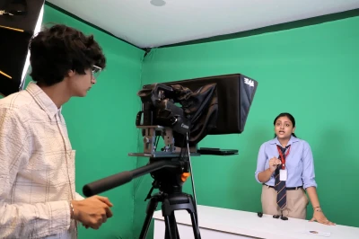 Broadcasting & Journalism Lab