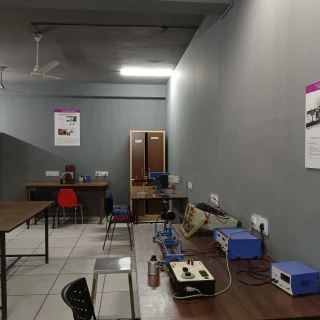 Elements of Modern Physics Lab