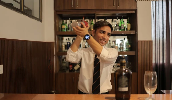 Food &amp; Beverage Service Lab