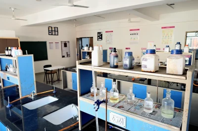 Pharmaceutical Chemistry Lab I