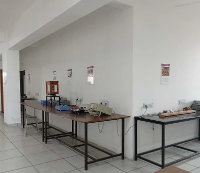 Solid State Physics Lab