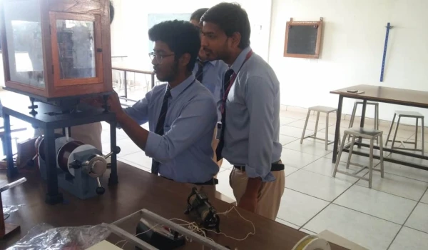 Solid State Physics Lab