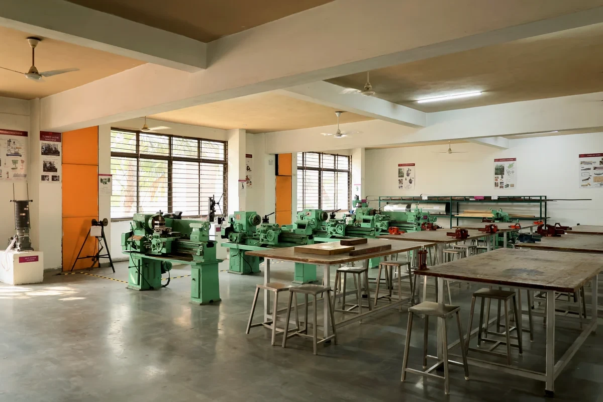 Manufacturing Science Lab