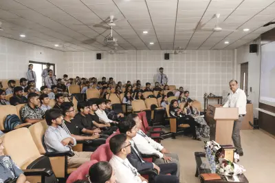 Quantum University Organizes Financial Empowerment Programme on Banking Awareness and Smart Investment