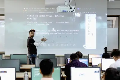 Quantum University Organizes Five Day Faculty Development Program on Advanced Data Structures, Algorithms &amp; OOPs in Collaboration with GeeksforGeeks