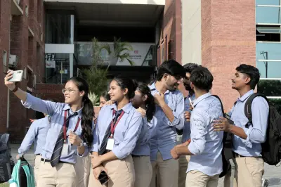 Quantum University Celebrates Scribbling Day with Joy and Nostalgia